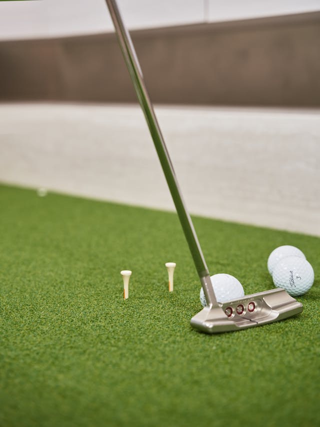 Improve Your Putting Stroke At Home
