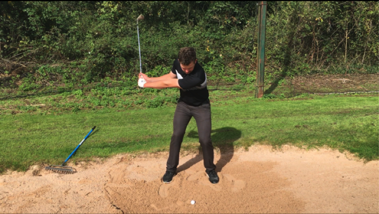 Greenside bunker shot tips from Bristol Golf Coach Alex Munro